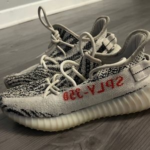 Yeezys zebra mens size 7